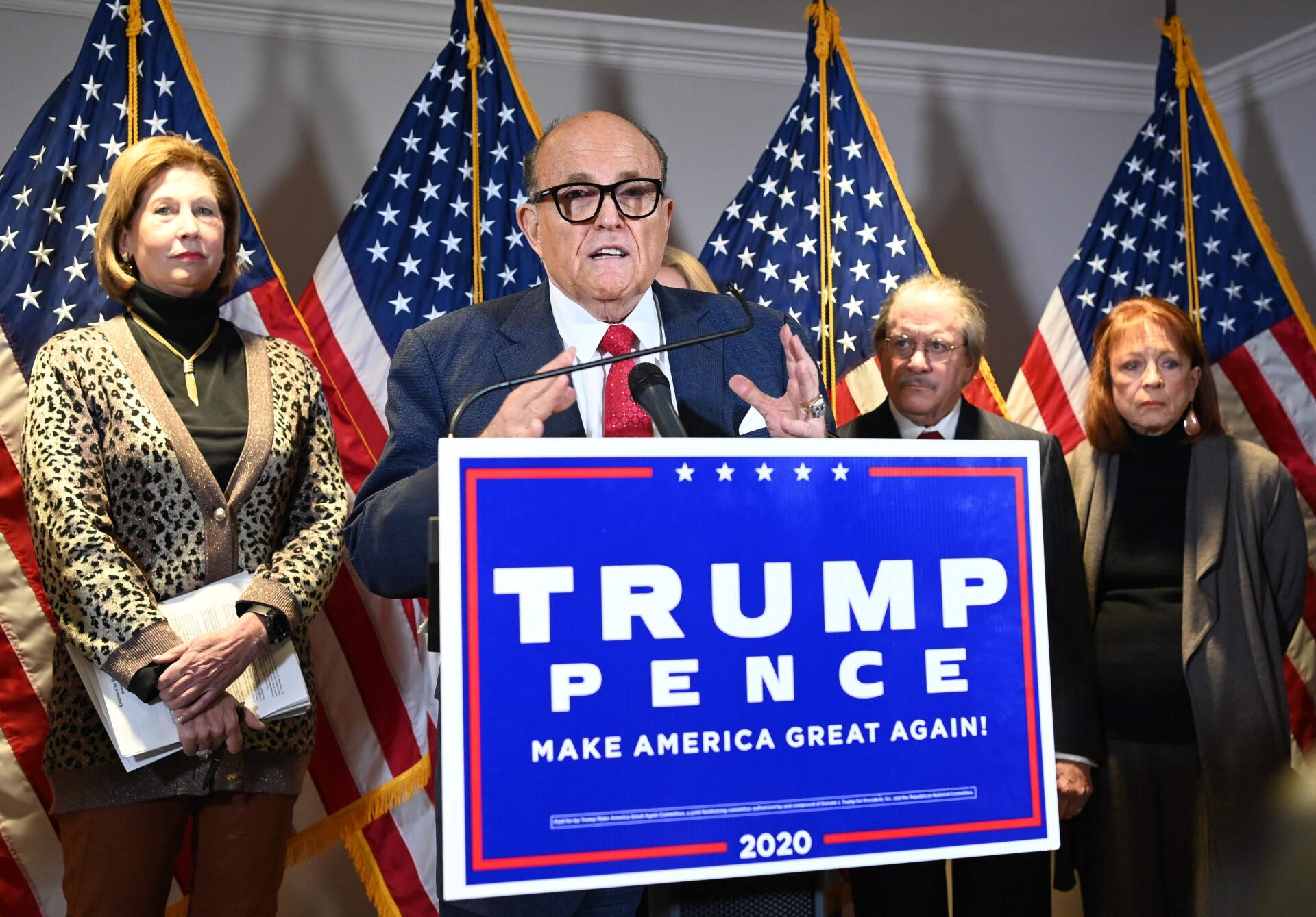 Rudy Giuliani, l’avocat de Donald Trump, lors d’une conférence de presse à Washington, DC., le 9 novembre 2020.