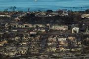 Une vue générale montrant les conséquences de l’incendie qui a ravagé la ville de Lahaina, sur l’île hawaïenne de Maui, le 17 août 2023.