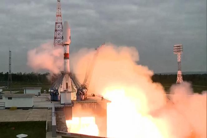 A Soyuz rocket with the Luna-25 lander blasts off from the launch pad at the Vostochny cosmodrome, in the Amur region, August 11, 2023.