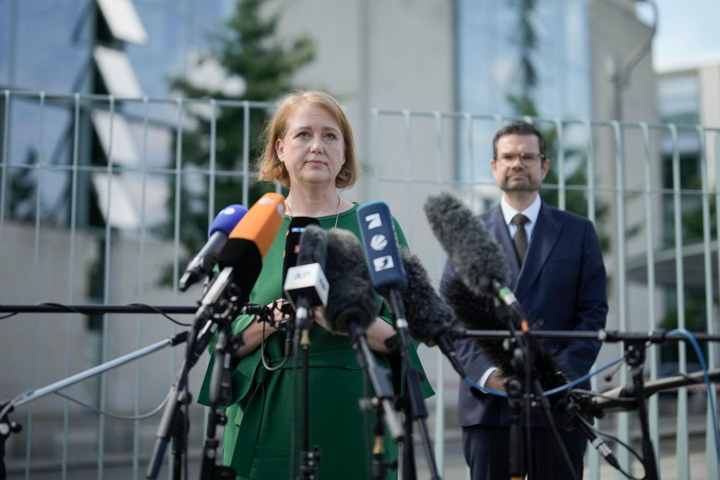 In Deutschland hat die Regierung einen Gesetzentwurf zur „Geschlechterselbstbestimmung“ verabschiedet, der noch dem Parlament vorgelegt werden muss