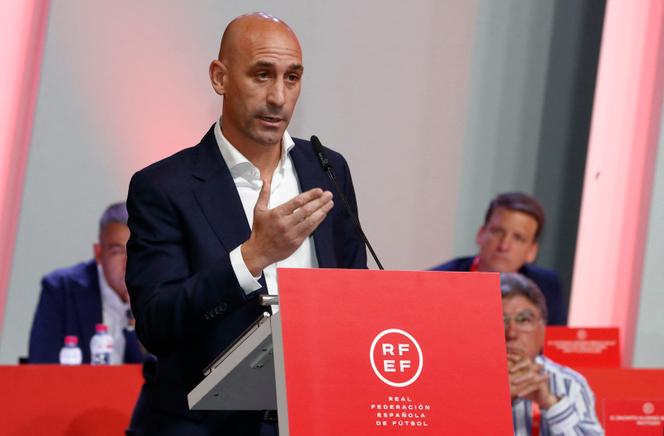 In this handout image released by the Spanish Royal Football Federation (RFEF) on August 25, 2023, RFEF President Luis Rubiales delivers a speech during an extraordinary general assembly of the federation on August 25, 2023 in Las Rozas de Madrid.