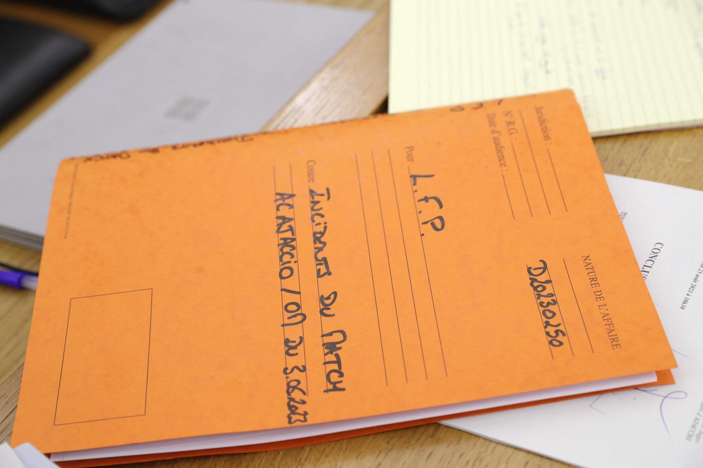 prison requise contre trois supporteurs corses
