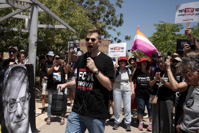 Avner Gvaryahu, of the Breaking the Silence organization, at a demonstration near the home of far-right Minister of National Security Itamar Ben-Gvir, in the West Bank settlement of Kiryat Arba on August 25, 2023.