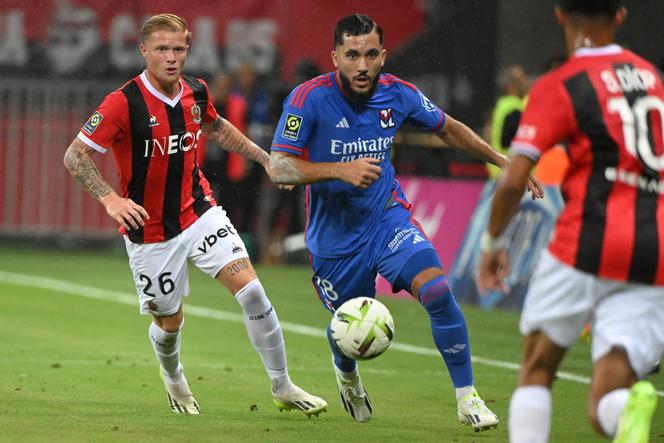 Le milieu de l’Olympique lyonnais Rayan Cherki lors du match de Ligue 1 contre Nice, au stade Allianz Riviera à Nice, le 27 août 2023.
