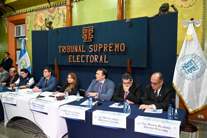 The president of the Guatemalan Supreme Electoral Tribunal (TSE), Irma Palencia (4-R) and other judges, offer a press conference to announce the official results of the run-off presidential election, in Guatemala City on August 28, 2023.