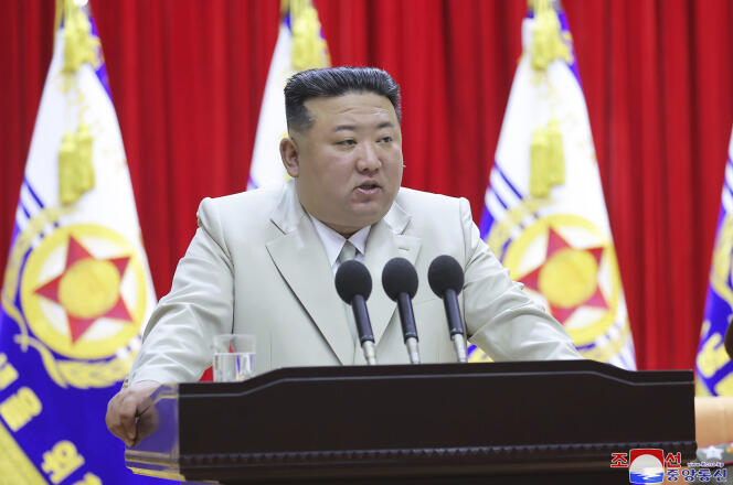 Kim Jong-un en el cuartel general de la Armada de Corea del Norte, el domingo 27 de agosto de 2023.