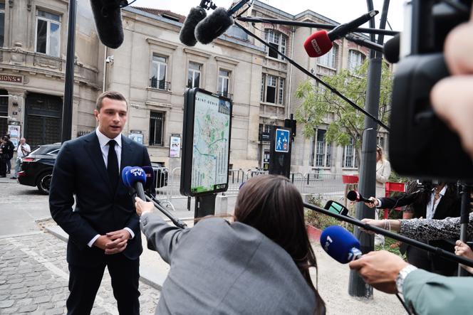Jordan Bardella, president of Rassemblement National, before the meeting with Emmanuel Macron in Saint-Denis on August 30, 2023.