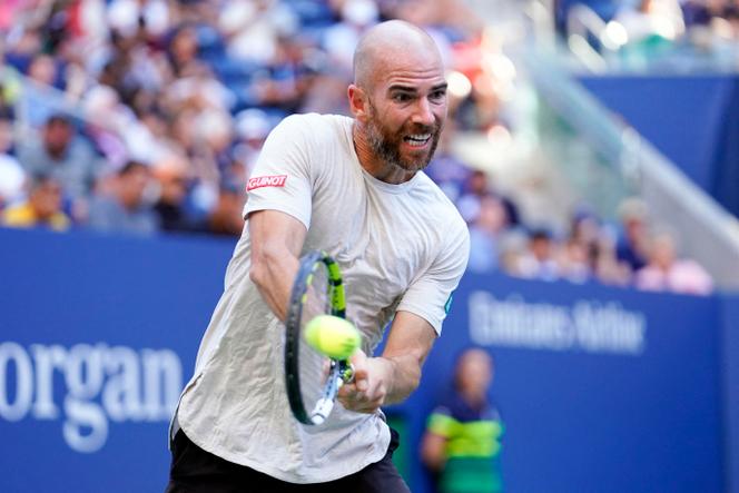 Adrian Mannarino face à Frances Tiafoe, au troisième tour de l’US Open, à New York, le 1ᵉʳ septembre 2023.