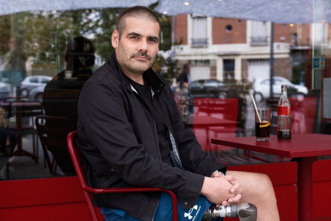 Matthieu Lartot, in the Les Canailles bistro, in Châtillon (Hauts-de-Seine), on August 2, 2023.