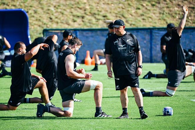 New Zealand's head coach Ian Foster leads a training session in Lyon, central-eastern France, on September 3, 2023.