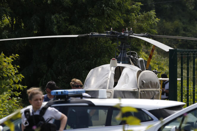A helicopter abandoned by French robber Rédoine Faïd after his escape from Réau prison, in Gonesse, north of Paris, on July 1, 2018.