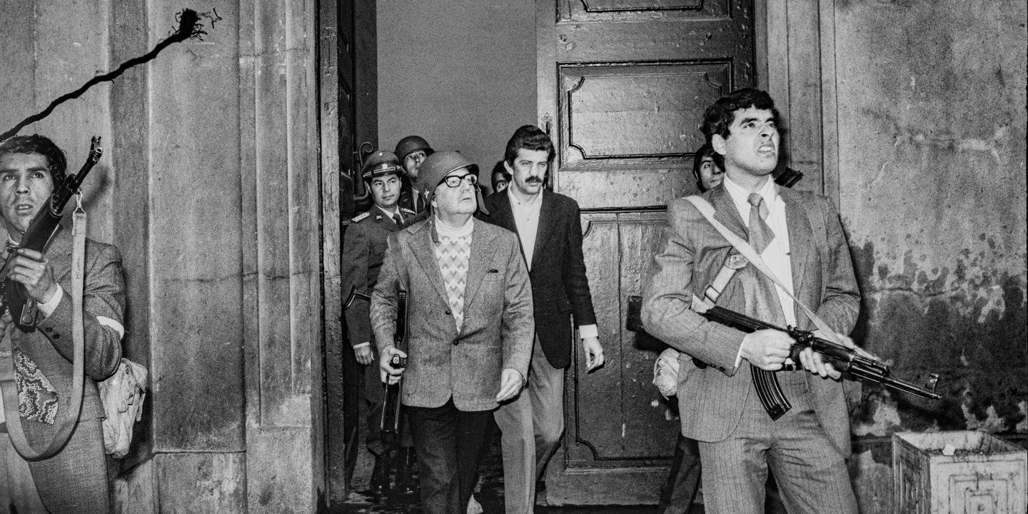 Ce Que Raconte Vraiment La Derni re Photo De Salvador Allende Le 