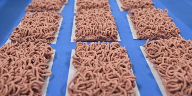 EU Parliament votes to restrict 'steak' and 'burger' labels to meat only