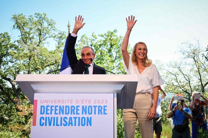 Eric Zemmour et Marion Maréchal, lors de l’université d’été du parti Reconquête !, à Gréoux-les-Bains (Alpes-de-Haute-Provence), le 10 septembre 2023.  