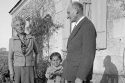 Jeanne and Lucien Haas, with their grandson Gilbert, in Coudray-Macouard at the start of the German occupation