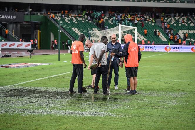 The Ivory Coast-Mali friendly match which was held on the evening of September 12 at the Alane Ouattara Olympic stadium in Ebimpé had to be stopped at half-time after severe weather.