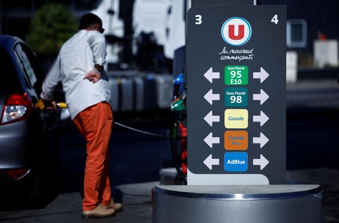 Une station-service Super U à Vertou (Loire-Atlantique), le 13 septembre 2023. 