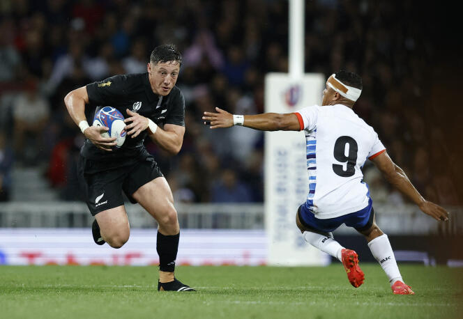 The energetic and inspiring half of the team, Cam Roegaard, who was named man of the match, produced a strong performance during his team's victory over Namibia, Friday, September 15, 2023, in Toulouse.