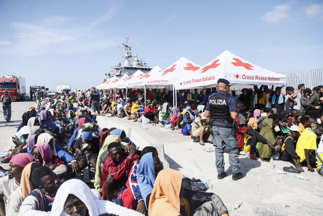 Migrants à Lampedusa (Italie), le 15 septembre 2023.  