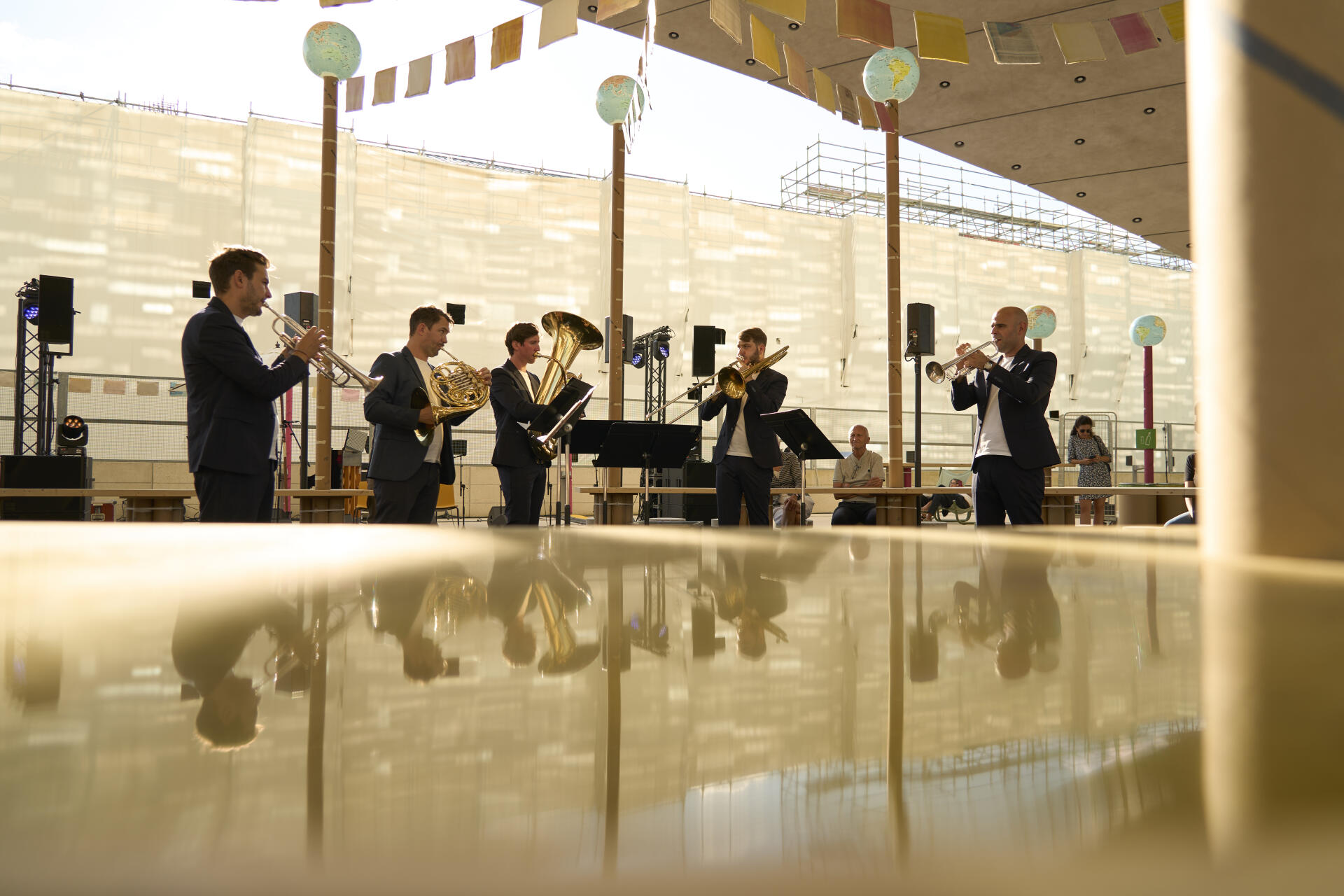 Concert du  « Local Brass Quintet », avec François Petitprez, Javier Rossetto, Benoît Collet, Benjamin Gallon et Tancrède Cymerman, au Festival du Monde, à Paris, le 15 septembre 2023.