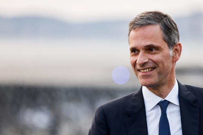 Rodolphe Saadé, PDG de CMA CGM et propriétaire de « La Provence », au Mucem, à Marseille, le 27 juin 2023, lors d’une visite d’Emmanuel Macron.
