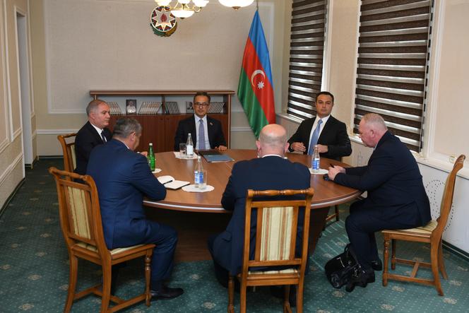 Representatives of the Armenian community of Nagorno-Karabakh, Azerbaijan's government and a representative of the Russian peacekeeping contingent attend the talks in the Azerbaijani city of Yevlakh on September 21, 2023.