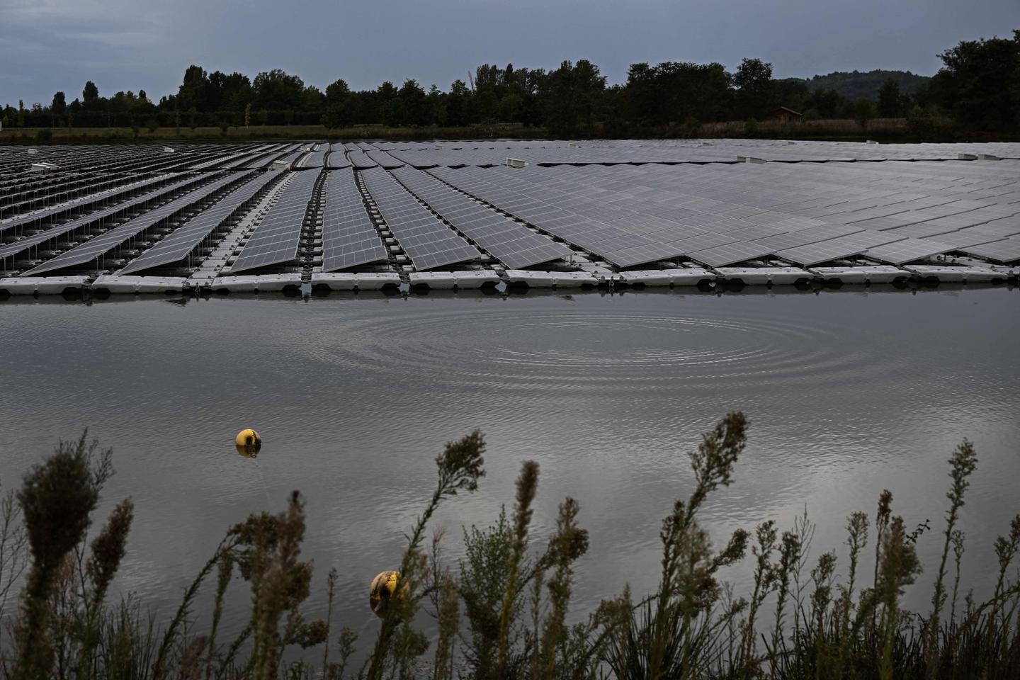 Diminuer la demande en fossiles de 25 % d’ici à 2030, « une tâche herculéenne » mais indispensable pour limiter le réchauffement, affirme l’AIE