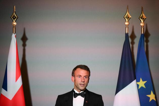Le président français Emmanuel Macron prononce un discours lors d’un banquet d’État au château de Versailles, le 20 septembre 2023, lors de la visite d’État royale britannique en France.