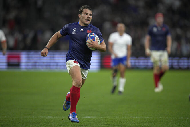 Antoine Dupont during the Rugby World Cup match between France and Namibia, September 21, 2023 in Marseille.