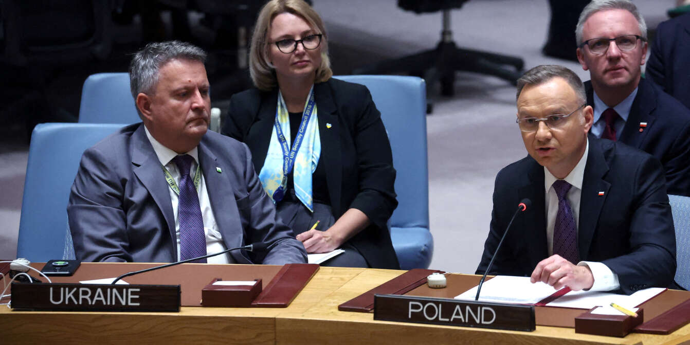 Les relations entre la Pologne et l'Ukraine volent en éclats : Varsovie  cesse de fournir des armes à Kiev