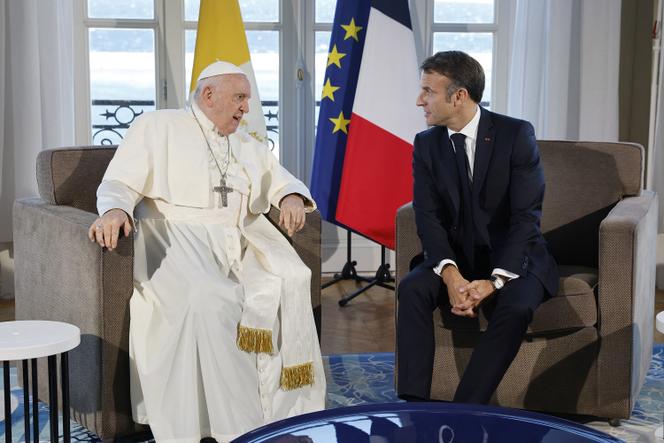 Pope Francis with French President Emmanuel Macron in Marseille, September 23, 2023, for a face-to-face meeting at the Palais du Pharo.