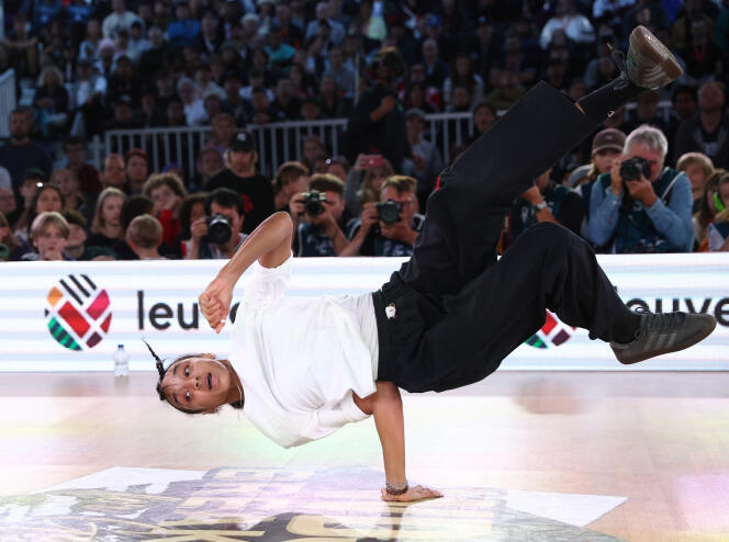 Sya Dembélé, durante el campeonato mundial de breakdance, en Lovaina (Bélgica), el 24 de septiembre de 2023. 