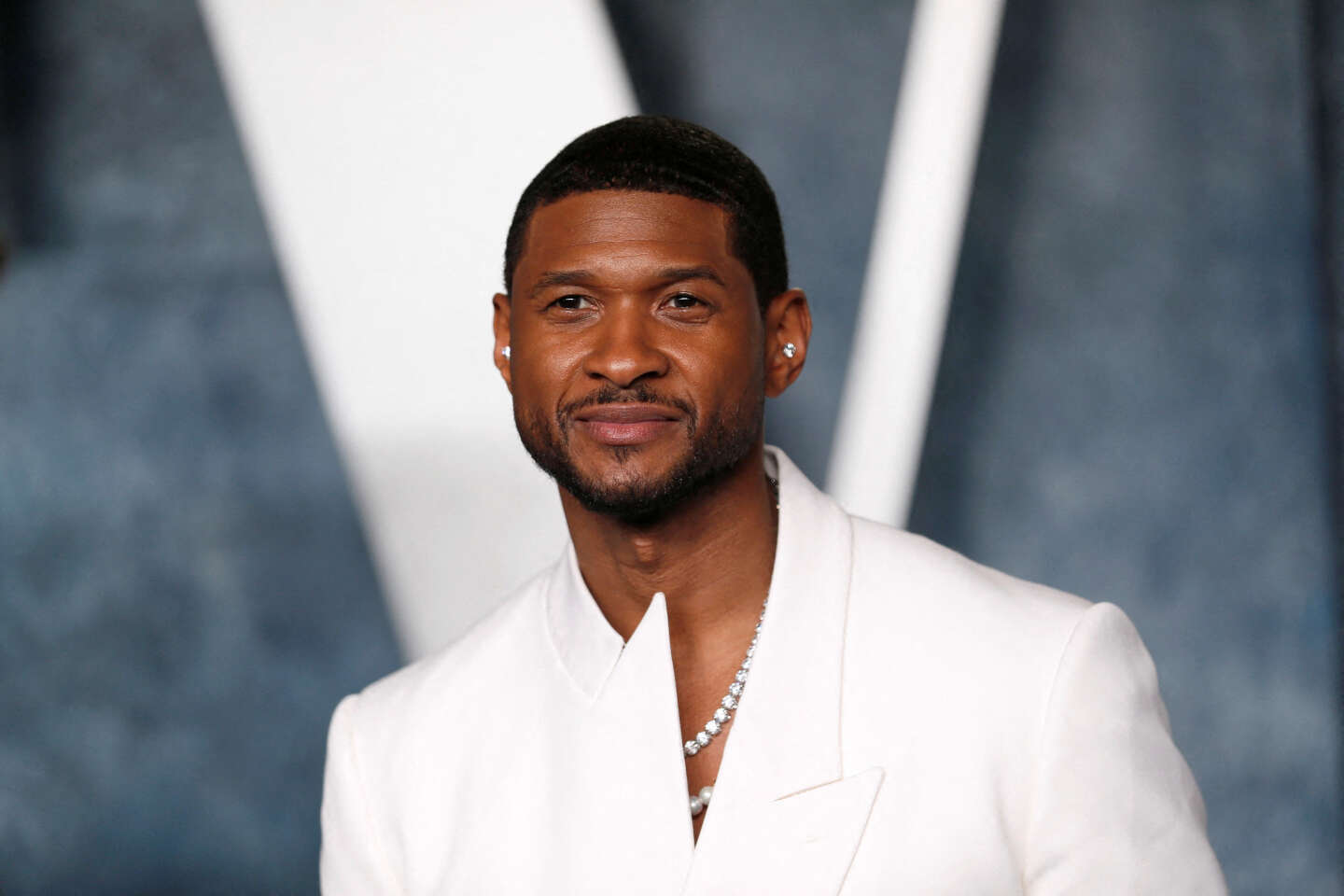 Regarder la vidéo Usher, star du R & B américain : « Je suis un showman. Je sais faire des spectacles comme personne »