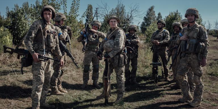 ADRIEN VAUTIER/LE PICTORIUM FOR LE MONDE Training a unit of the 28th brigade. Every day, Ukrainian soldiers undergo combat training to improve their skills. Donbass, September 21, 2023.