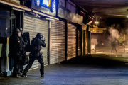 RAID police officers responding to riots in Vaulx-en-Velin (Greater Lyon), June 29, 2023.