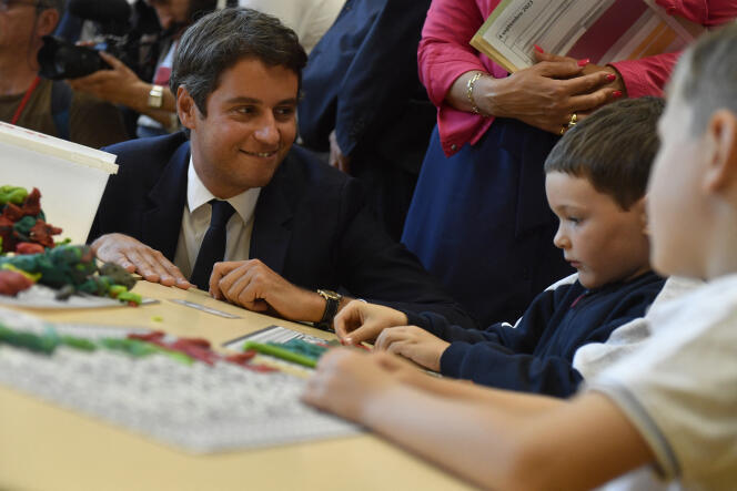 The Minister of National Education, Gabriel Attal, during a visit to the Armandine-Mallet school, in Saint-Germain-sur-Ille (Ille-et-Vilaine), September 4, 2023.