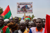 Burkina Faso : le pouvoir freine sur de nouvelles élections et annonce une modification de la Constitution