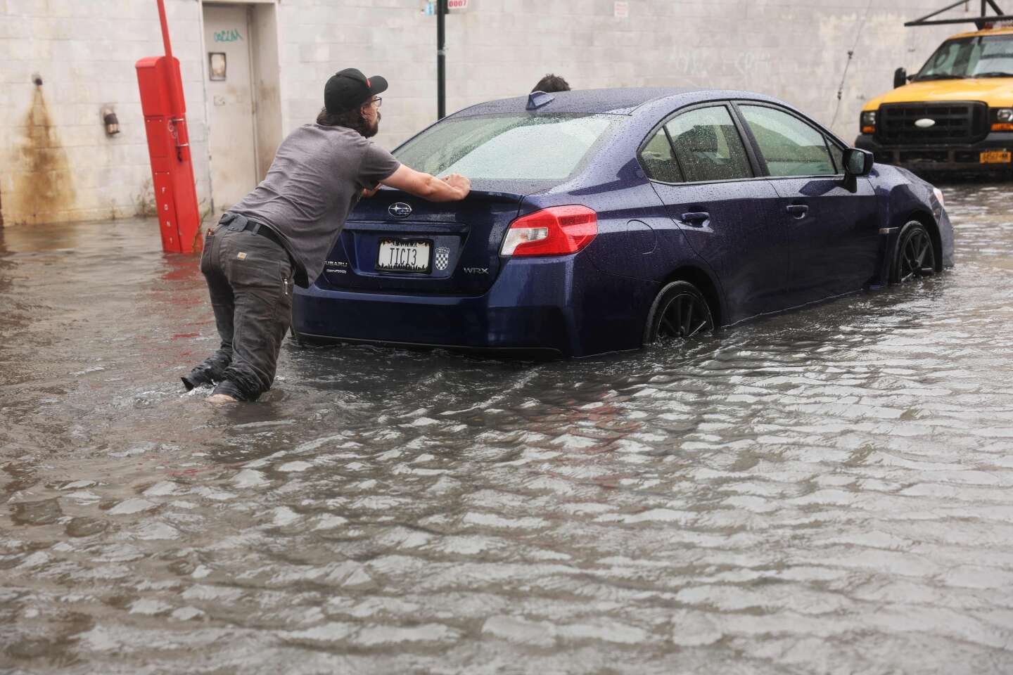 Vidéo. Les images des inondations à New York