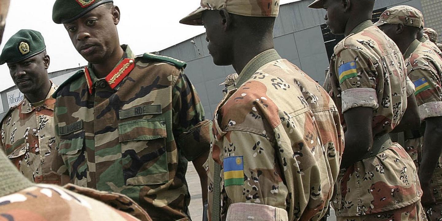 Fidel General Rwanda Au Rwanda, l’influent général James Kabarebe, mis à la retraite de l ...