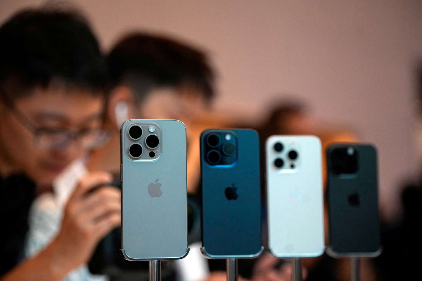 Apple kondigt een update aan om te voorkomen dat de nieuwe iPhone 15 Pro en Pro Max oververhit raken