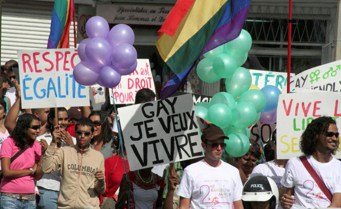 Leden van de homogemeenschap demonstreren in juni 2007 in Rose Hill, Mauritius.