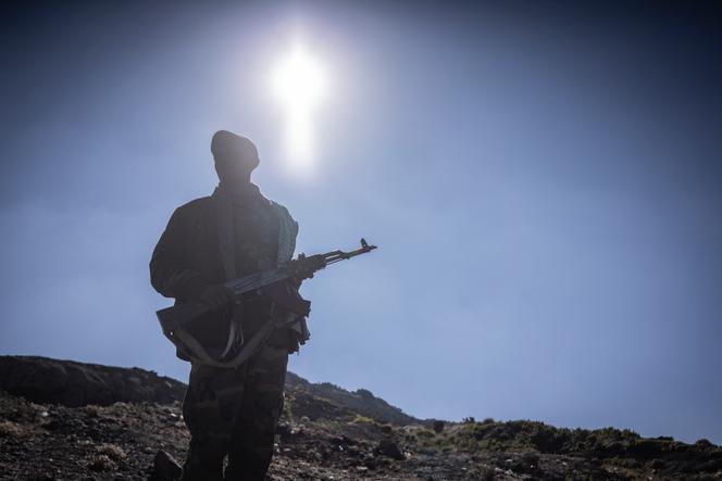 Un milicien amhara à Mehal Meda, en Ethiopie, en décembre 2021.