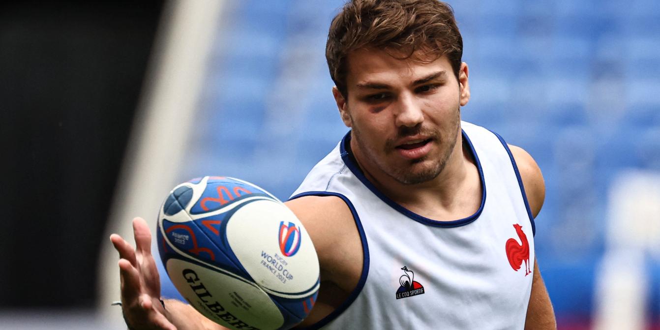 Antoine Dupont, autorisé à reprendre l'entraînement, postule pour le quart  de finale de la Coupe du monde contre l'Afrique du Sud