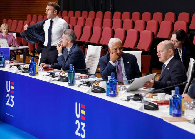 French President Emmanuel Macron, Slovenian Prime Minister Robert Golob, Portuguese Prime Minister Antonio Costa, and German Chancellor Olaf Scholz at the informal European Council meeting at the Palacio de Congresos, Granada, Spain, October 6, 2023.