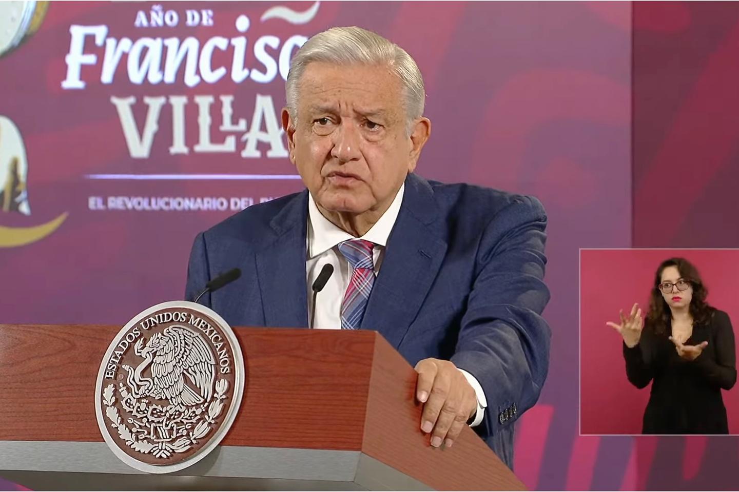 Au Mexique, le président « AMLO » est aussi une star de YouTube