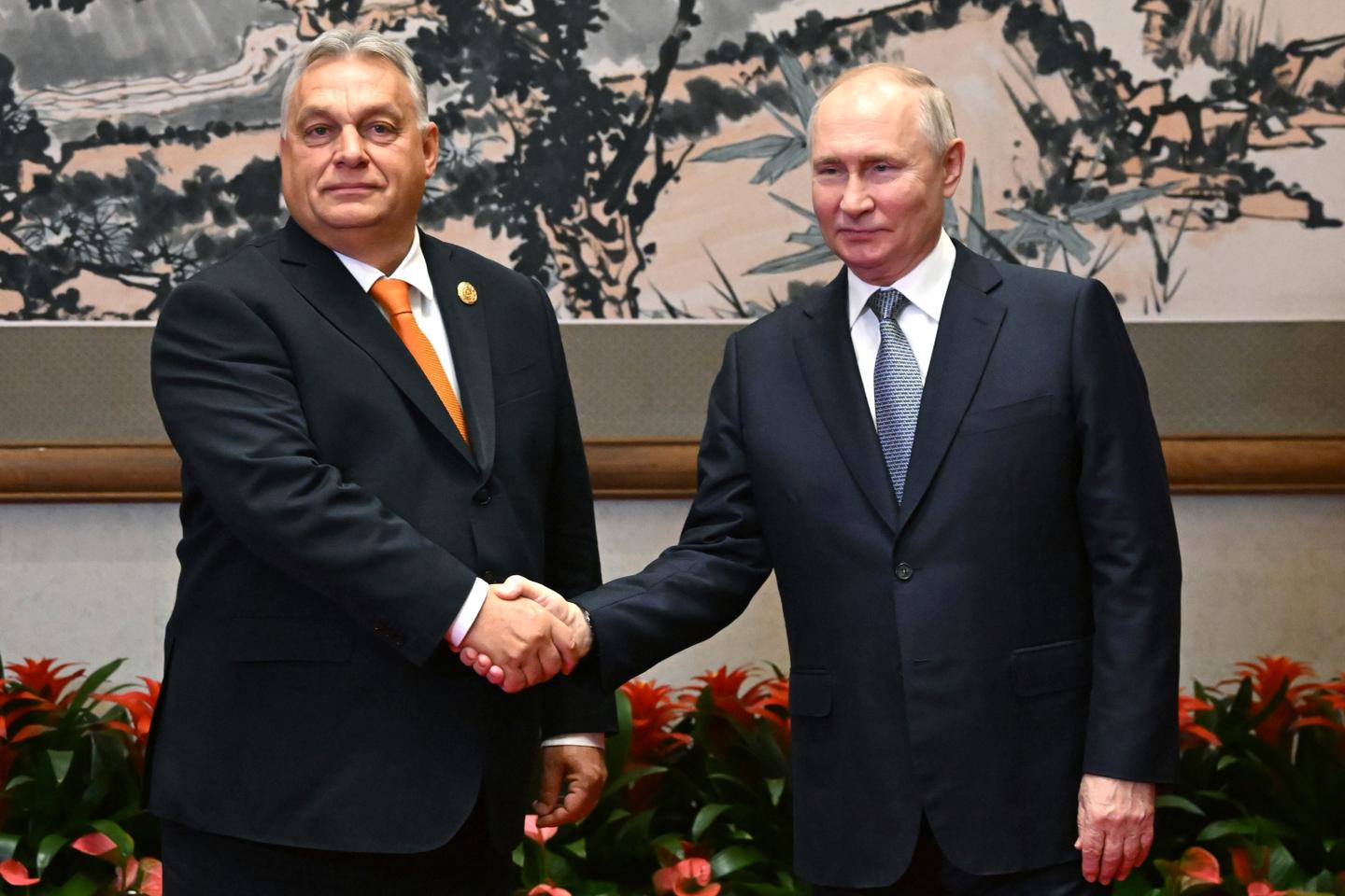 Putin and Orban solidify Russian-Hungarian ties amid international pressures
