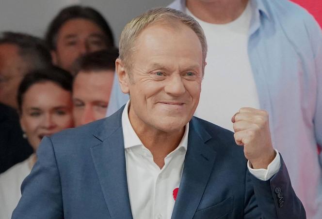 Poland's main opposition leader, former premier and head of the centrist Civic Coalition bloc, Donald Tusk addresses supporters at the party's headquarters in Warsaw, Poland on October 15, 2023, after the presentation of the first exit poll results of the country's parliamentary elections.