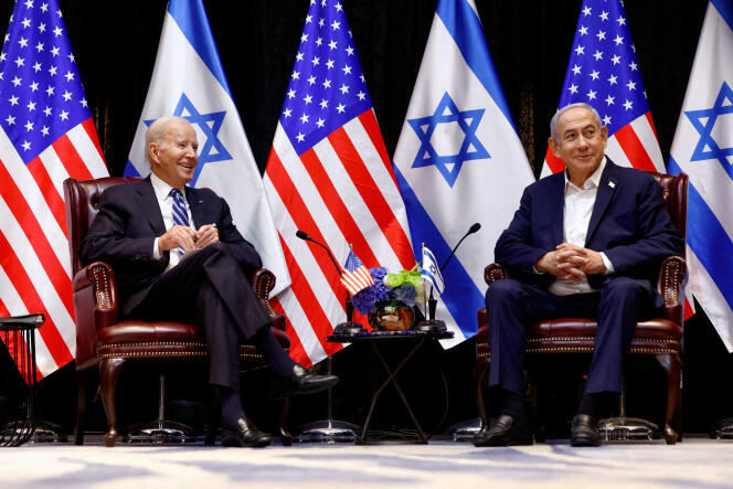 El presidente estadounidense Joe Biden con Benjamin Netanyahu durante su visita a Israel, el 18 de octubre de 2023.