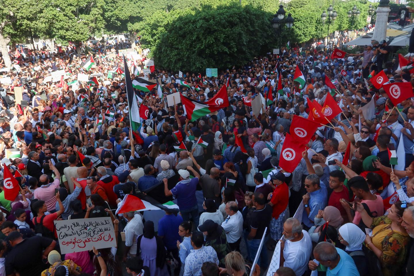 Israel-Hamas war: Vandalism of historic synagogue in Tunisia shocks Jewish community