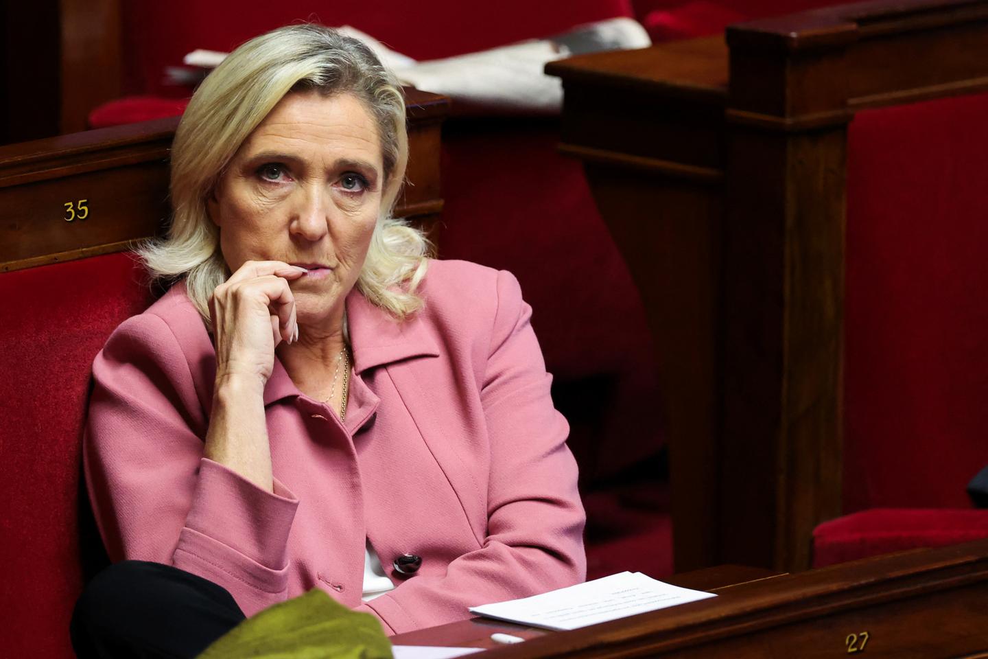 French far right's attendance at rally against anti-Semitism causes discomfort